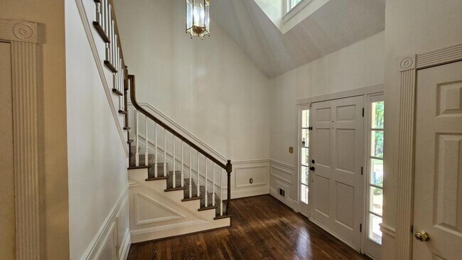 Building Photo - 2858 Livsey Dr