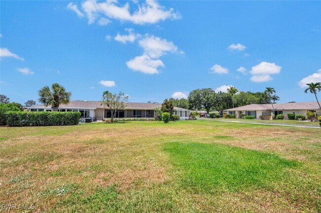 Building Photo - 83 Glades Blvd