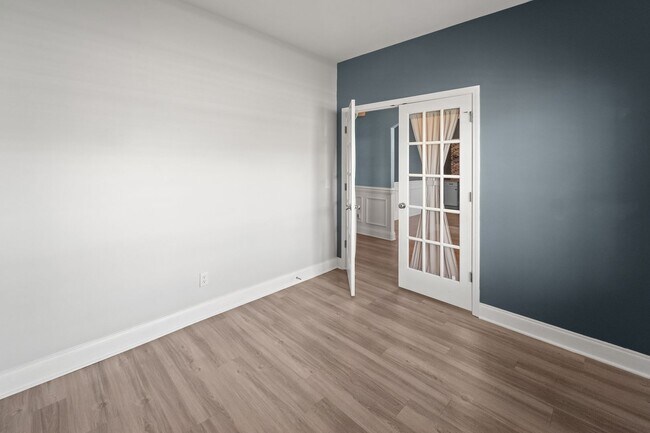 Building Photo - Spacious 5-Bedroom Home in The Palms at New Hampstead with Office & Screened Porch