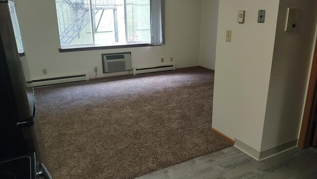 Building Photo - Washington Square