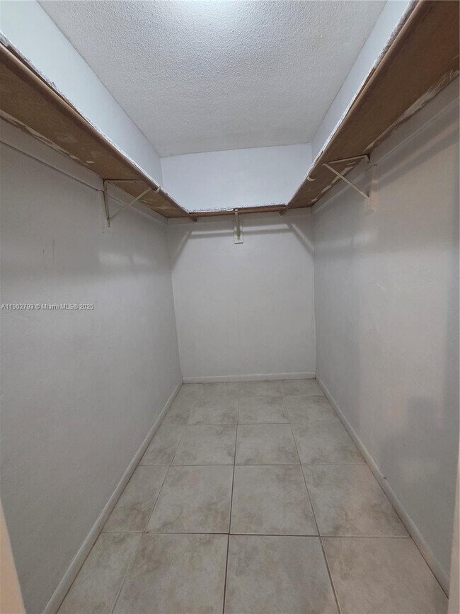 Building Photo - 10725 NW 8th Ave