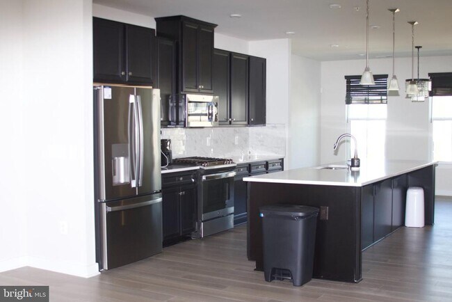 Building Photo - 1697 Dunnington Pl