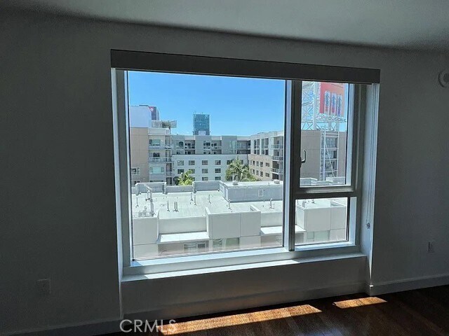 Building Photo - 6250 Hollywood Blvd