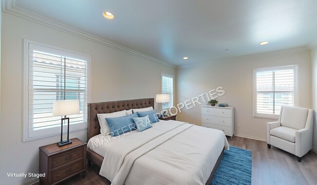 Building Photo - Beautiful 3 Bed/2.5 Bath Home in Portola S...