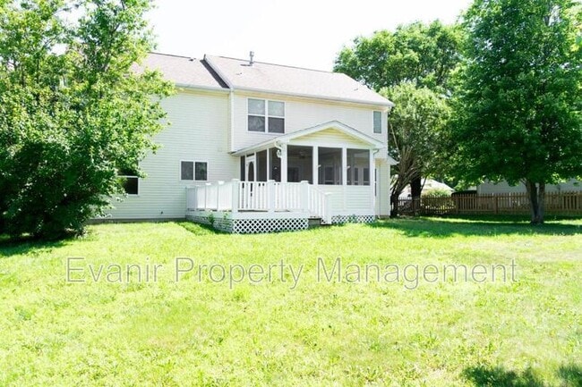 Building Photo - 1142 Deercreek Dr