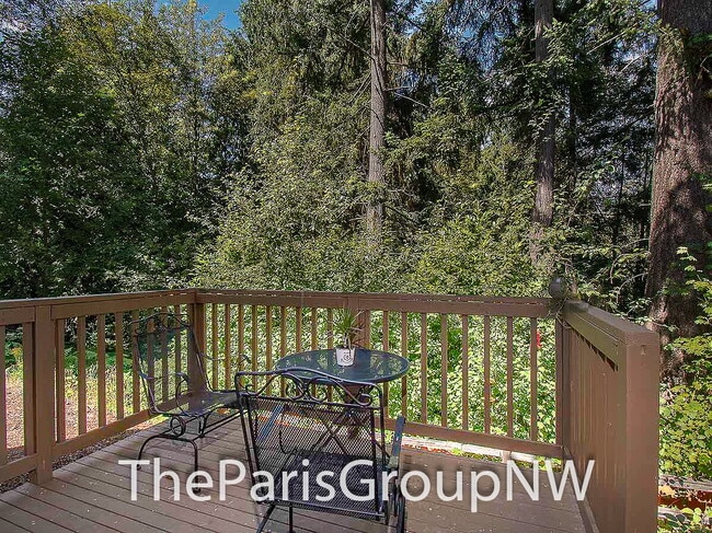 Building Photo - Wonderful 2012 Renton 3BR * Backs To Greenbelt
