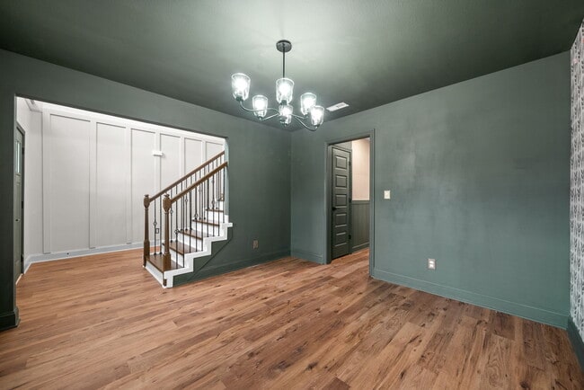 Building Photo - 217 Wexford Wy