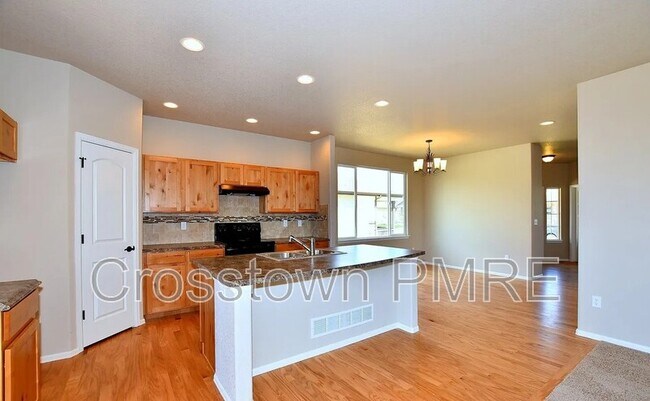 Building Photo - 6402 San Isabel Ave