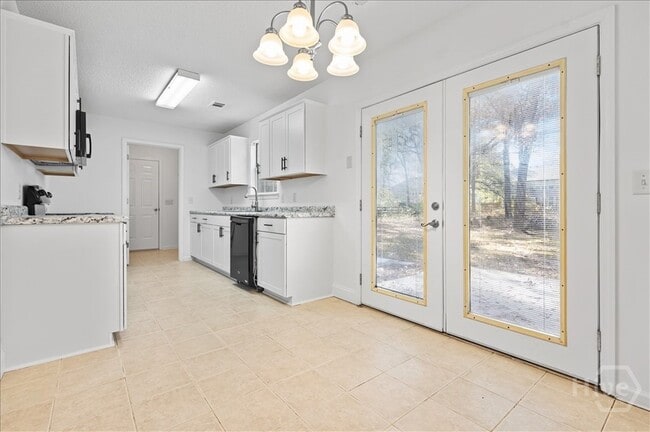 Building Photo - 479 Archer Rd