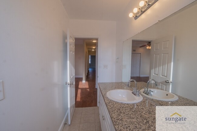 Building Photo - 4032 Falls Rd