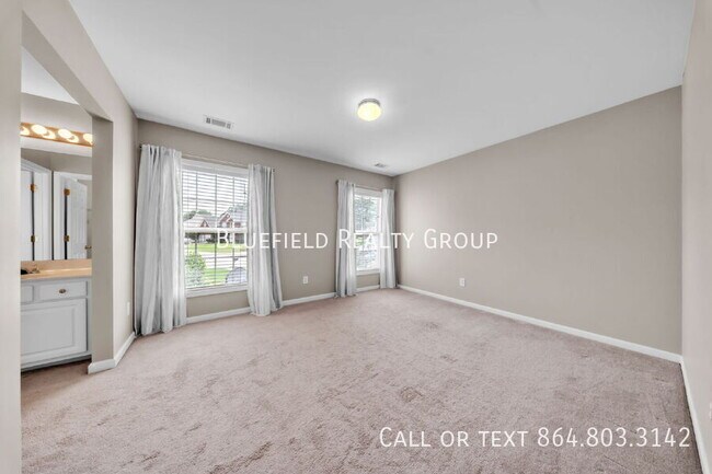 Building Photo - 417 Summergreen Way
