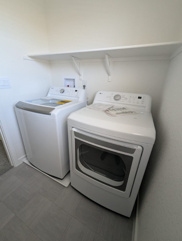 Building Photo - 7804 Forestdale Wy