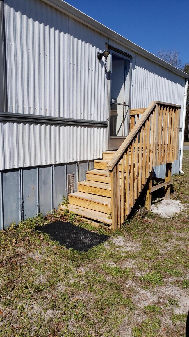 1256 Watts Landing Rd 1256 Watts Landing Rd Hampstead NC 28443