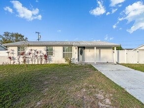 Building Photo - Coastal Waterfront Living in Apollo Beach – 3 Bed | 2 Bath