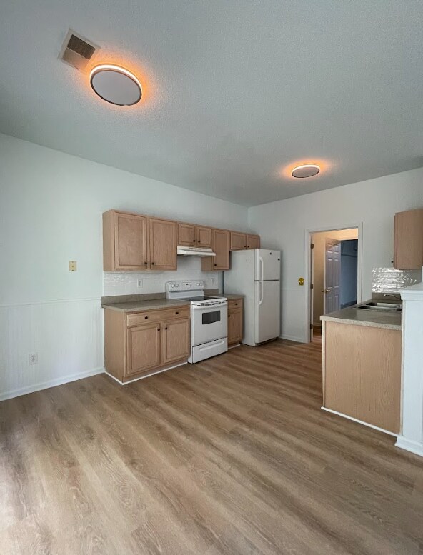 Building Photo - "Charming 3 Bed, 2 Bath Mauldin Home - Perfect for Your Family!"