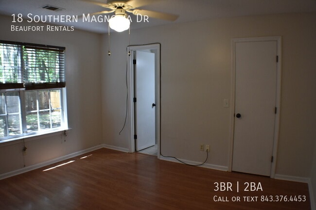 Building Photo - 18 Southern Magnolia Dr