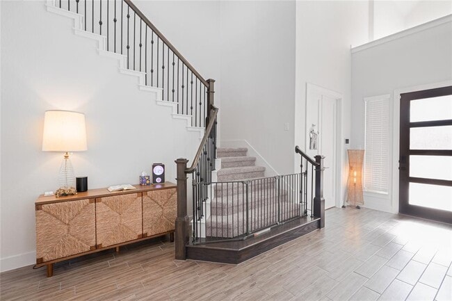 Building Photo - 3341 Catalina Cv