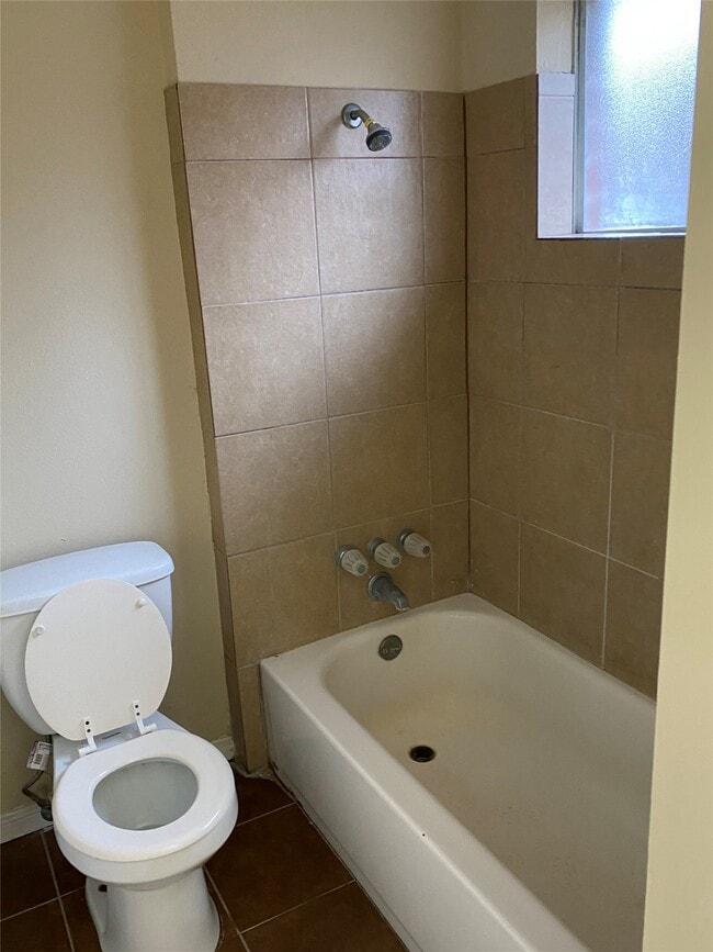 Building Photo - 12127 Troulon Dr