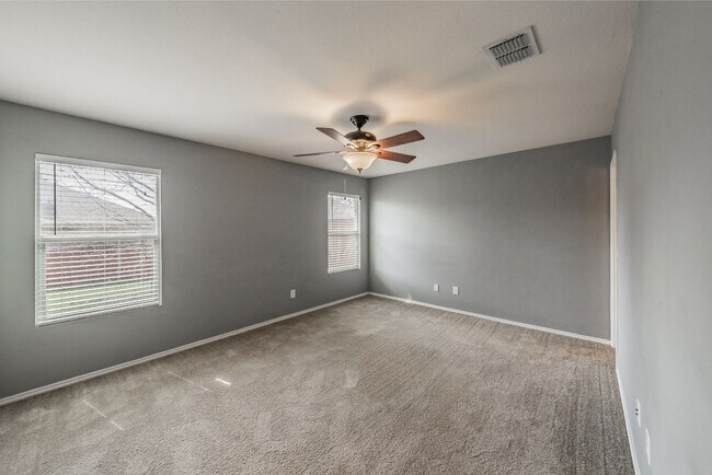 Building Photo - 25% OFF FIRST MONTH'S RENT WITH 12 MONTH LEASE! Lovely 3 bedroom, 2 bath home in Harriet Creek Ra...