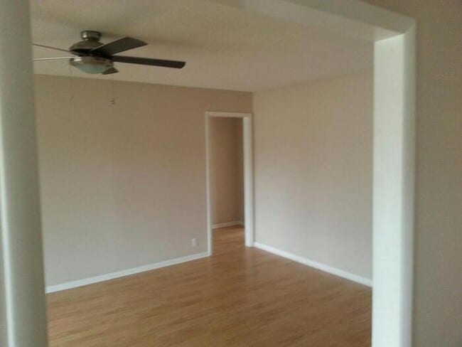 Building Photo - 4 Bedroom Ranch Style Home - Woodgate Subdivision