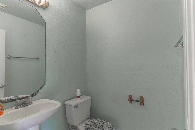 Building Photo - 1259 Bartlett Cove Dr