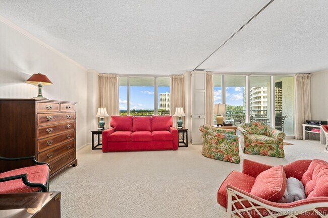 Building Photo - 4201 N Ocean Blvd