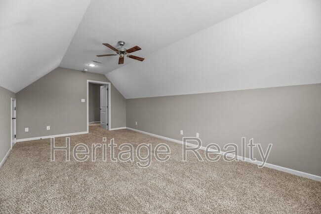 Building Photo - 2610 Brooke Willow Blvd