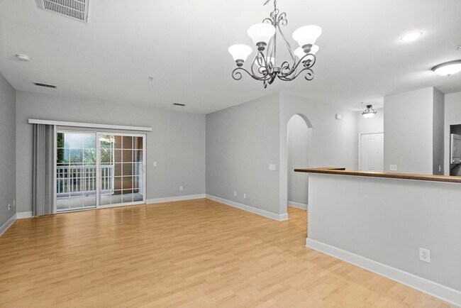 Building Photo - 8441 Callabee Way