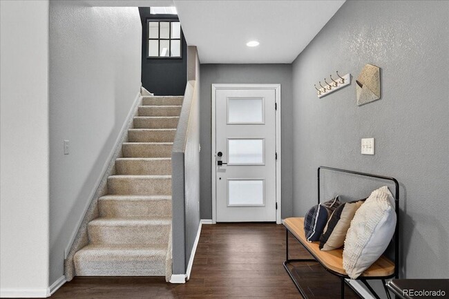 Building Photo - 9611 Elk Mountain Cir