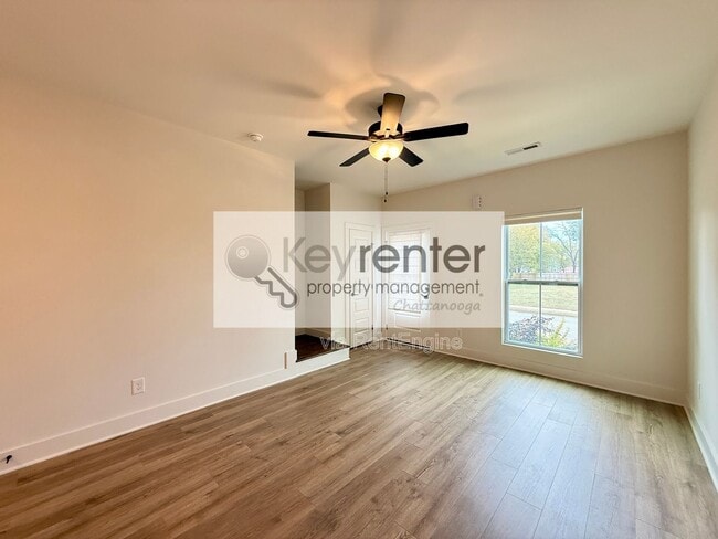 Building Photo - 1674 S Watkins St