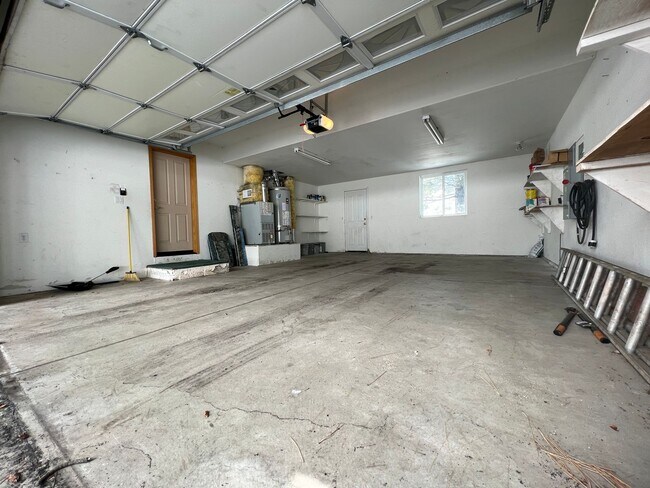 Building Photo - Beautiful Angora Ridge Views - Lovely Spacious Home