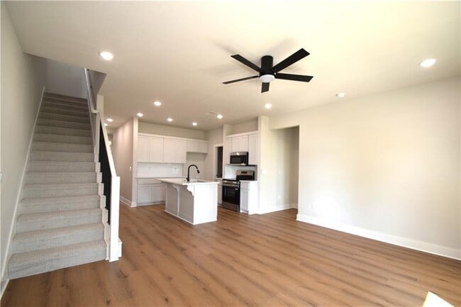 Building Photo - 1821 Lapis Ave