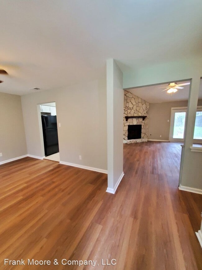 Building Photo - 3 br, 2 bath House - 938 Mill Drive