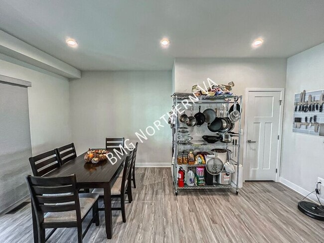 Building Photo - 7731 Blackburn Ridge Dr