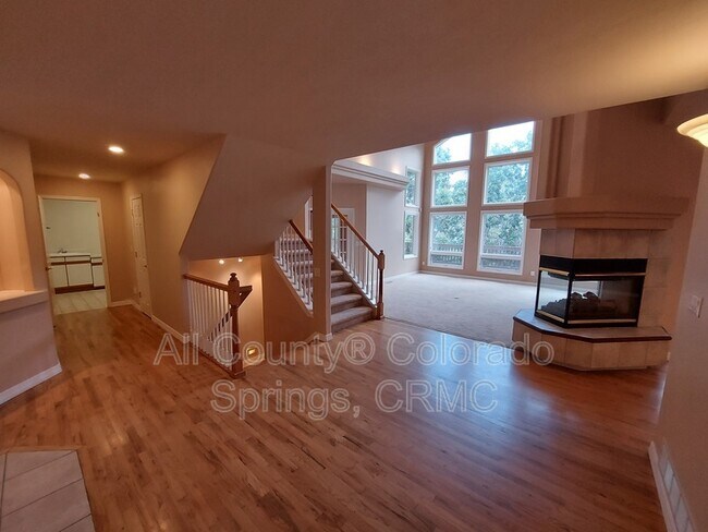 Building Photo - 5035 Langdale Way