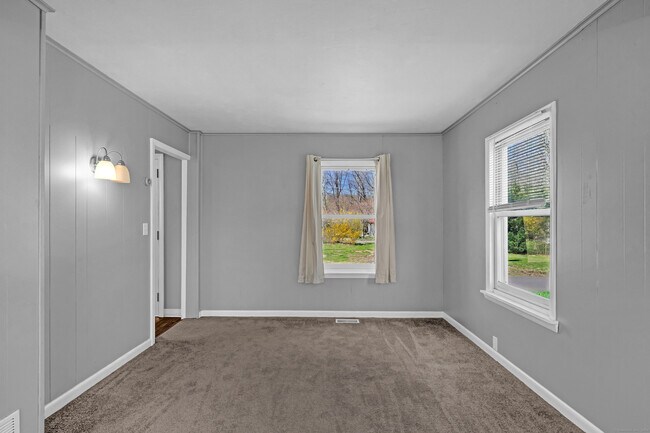 Building Photo - 10 Cemetery Ave