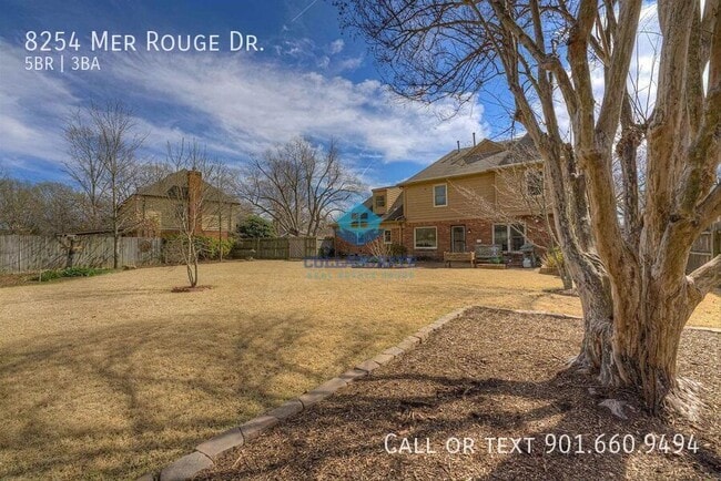 Building Photo - 8254 Mer Rouge Dr