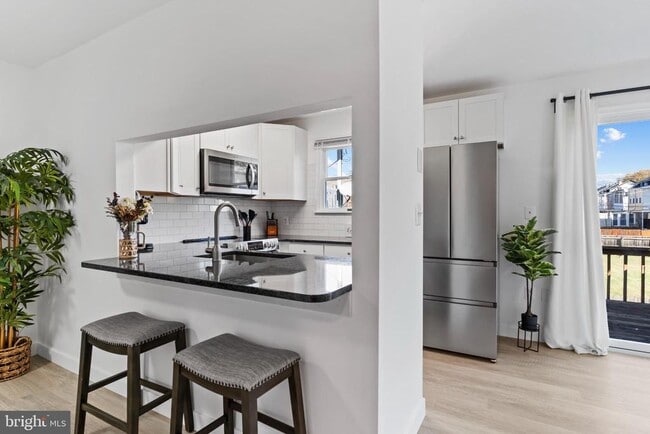 Building Photo - 2309 N 2nd St