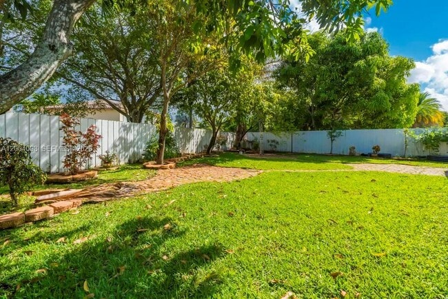 Building Photo - 17407 SW 36th St