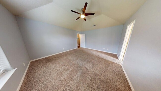 Building Photo - 106 Cedar Ridge Dr