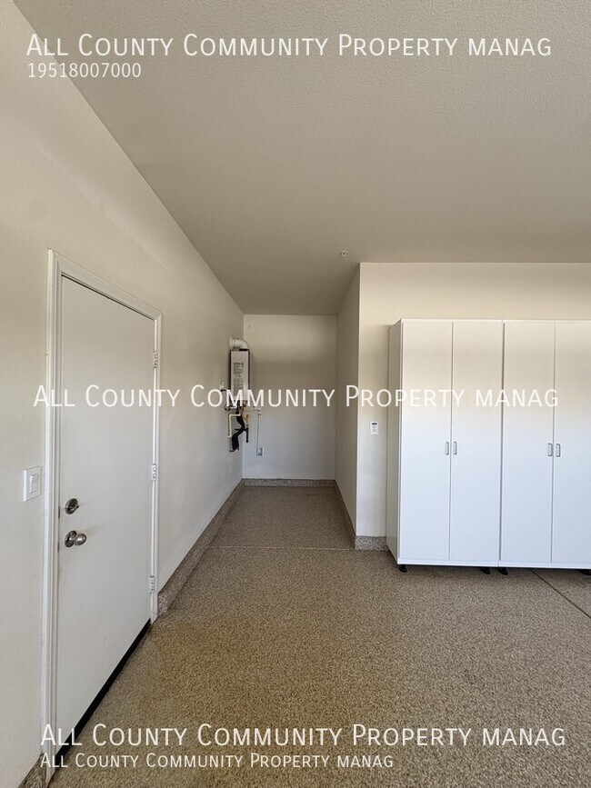 Building Photo - 33067 Muscadelle Ct
