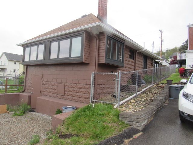 Primary Photo - 18 Goldstrom Ave