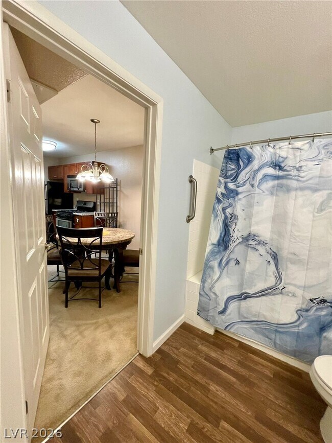 Building Photo - 2120 Ramrod Ave