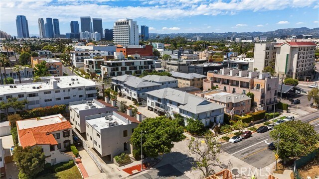 Building Photo - 1433 S Beverly Dr