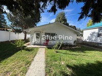 Building Photo - 730 10th St
