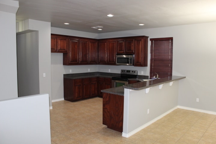 Building Photo - 505 SW 121st Pl
