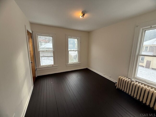 Building Photo - 85-87 Grass Ave