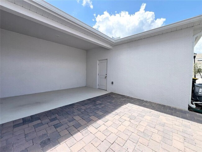 Building Photo - 6021 Blissful St
