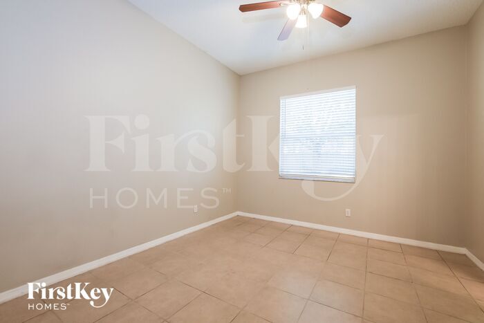 Building Photo - 3010 Linmont Ln