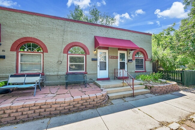Building Photo - $1,495.00 - 1 Bedroom, 1 Bathroom, Multipl...